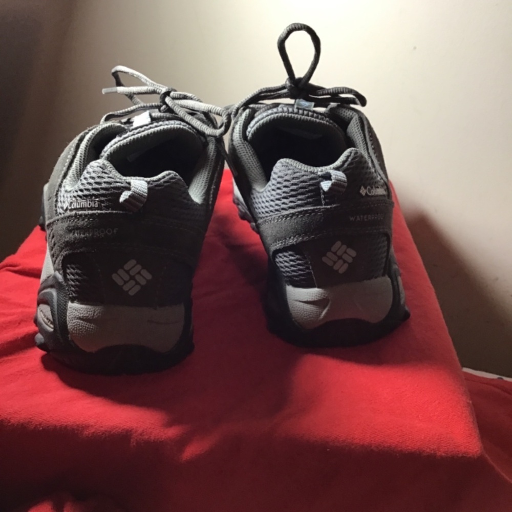 🥲Columbia, waterproof, new condition, size 9, see photos, no box🔥 - Picture 5 of 6